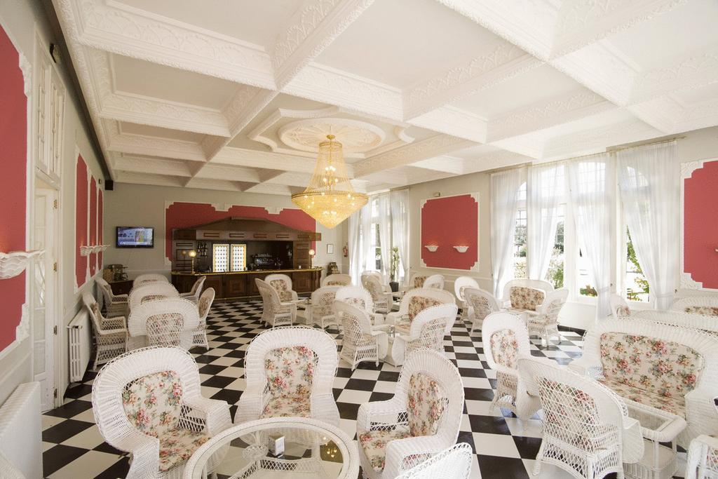 Balneario Palacio De Las Salinas Medina del Campo Restaurante foto